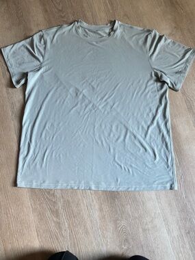 Men's Crewneck lululemon T-Shirt in Light Gray